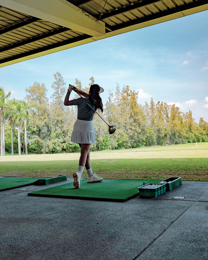 DRIVING RANGE 5